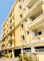 3BHK 2 Bath Apartment available