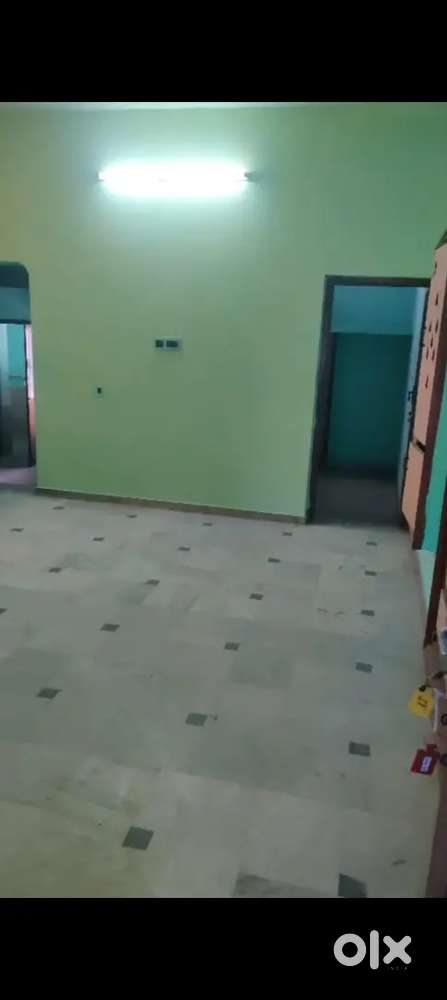 Shop for rent available at Kamarajar Salai 1st floor