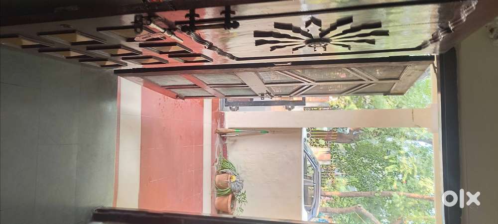 Corner garden facing house ground floor