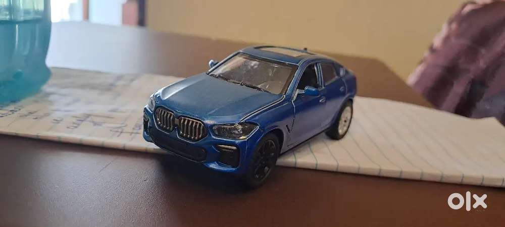 BMW X6 Miniature Model