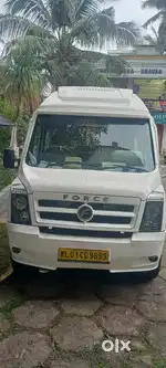 First owner selling the 17+1 seated traveller