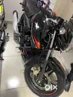 BLACK 160 2V BLUETOOTH