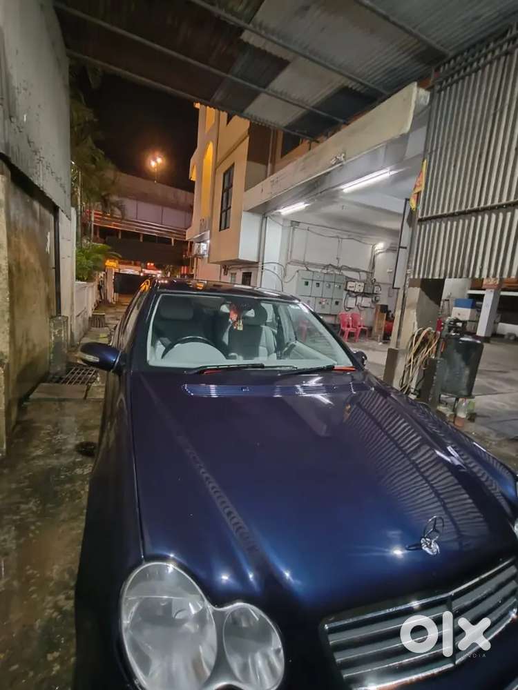Mercedes-Benz C-Class 2006 Petrol 66000 Km Driven