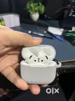 Apple Airpods 4 (Within Warranty) (Category: Headphone/Earphone)