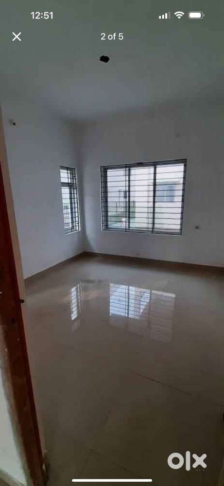 Ready to move flat in Shyampur Main Road