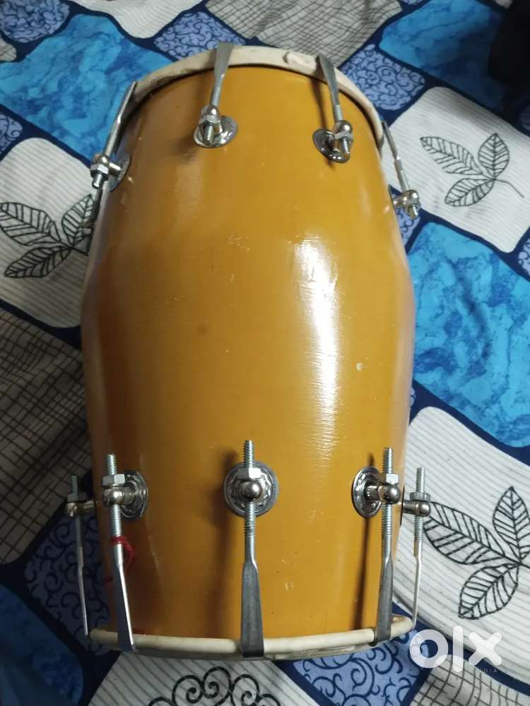 Wooden dholak