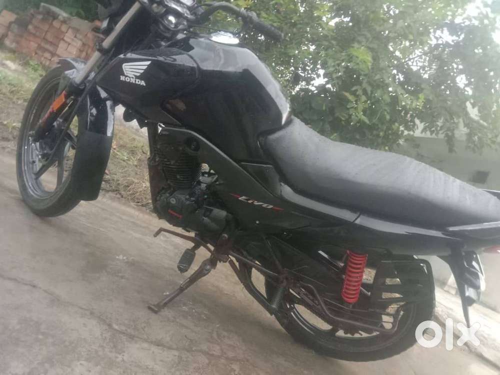 Honda livo self start
