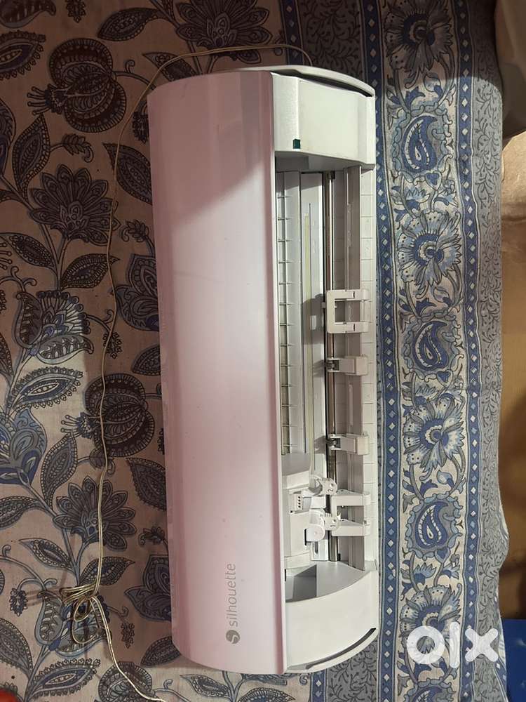 Cameo 5 Cutting Plotter