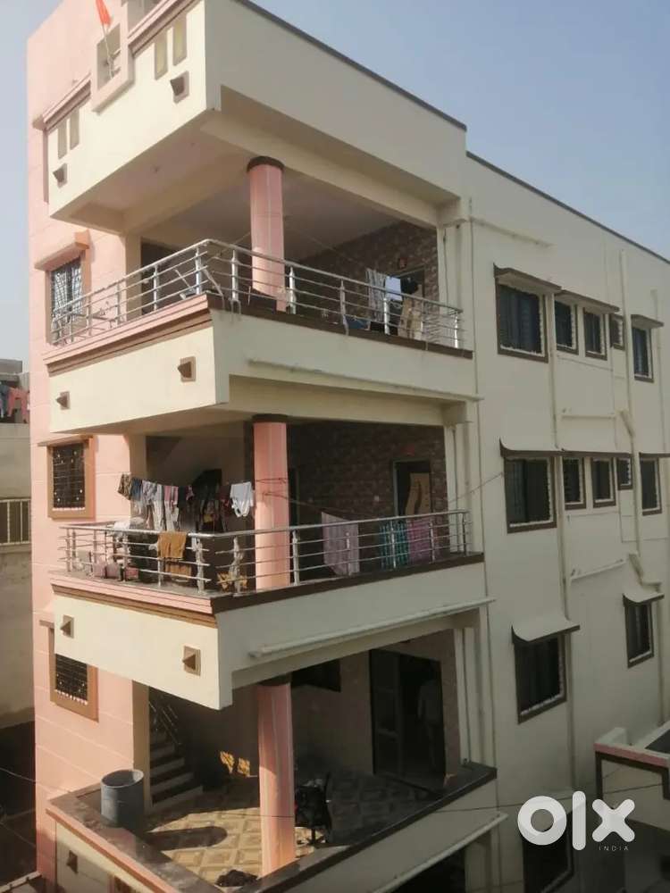 2 BHK / Rs.11000 pm