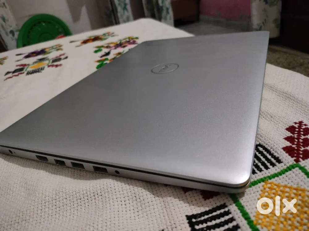 Dell Inspiron 15 3000