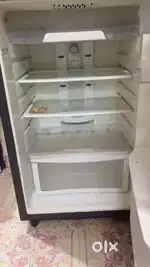 Hamra fridge double door ka hai aur esko bech ke singledoor lena hai