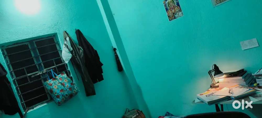 1 room bachelor allow