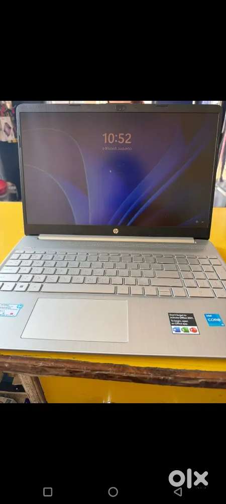 Hp laptop i3 hd screen