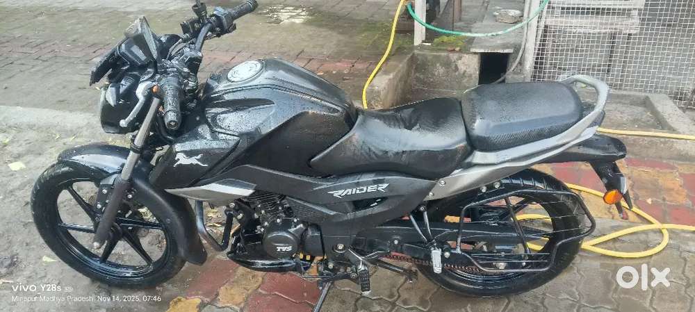 Showroom condition... Bike model 27/12/2023