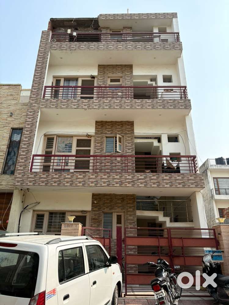 Onwer free furnished floor