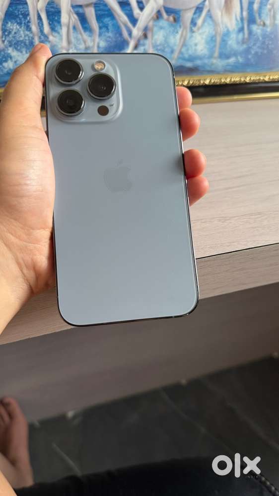 iPhone 13 Pro 128 GB phones in excellent condition