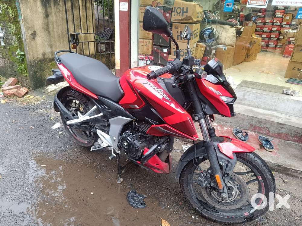 BRAND NEW CONDITION CASH PURCHASED