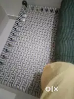 Iron bed of size 4/6, niwar wala