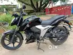 Apache RTR 4V (Black)