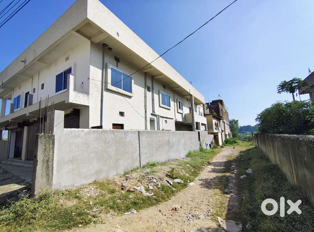 New shop/godown for rent