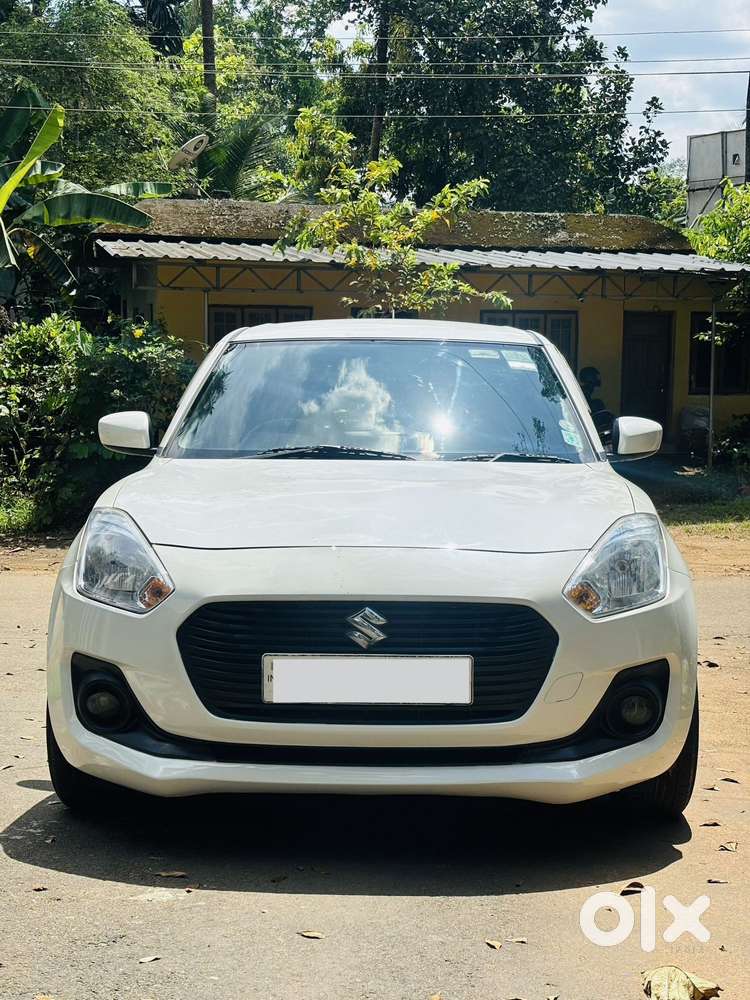 Maruti Suzuki Swift LXI Option, 2020, Petrol
