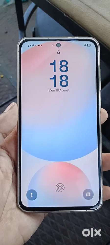 Samsung galaxy s24 FE 8 128 gb