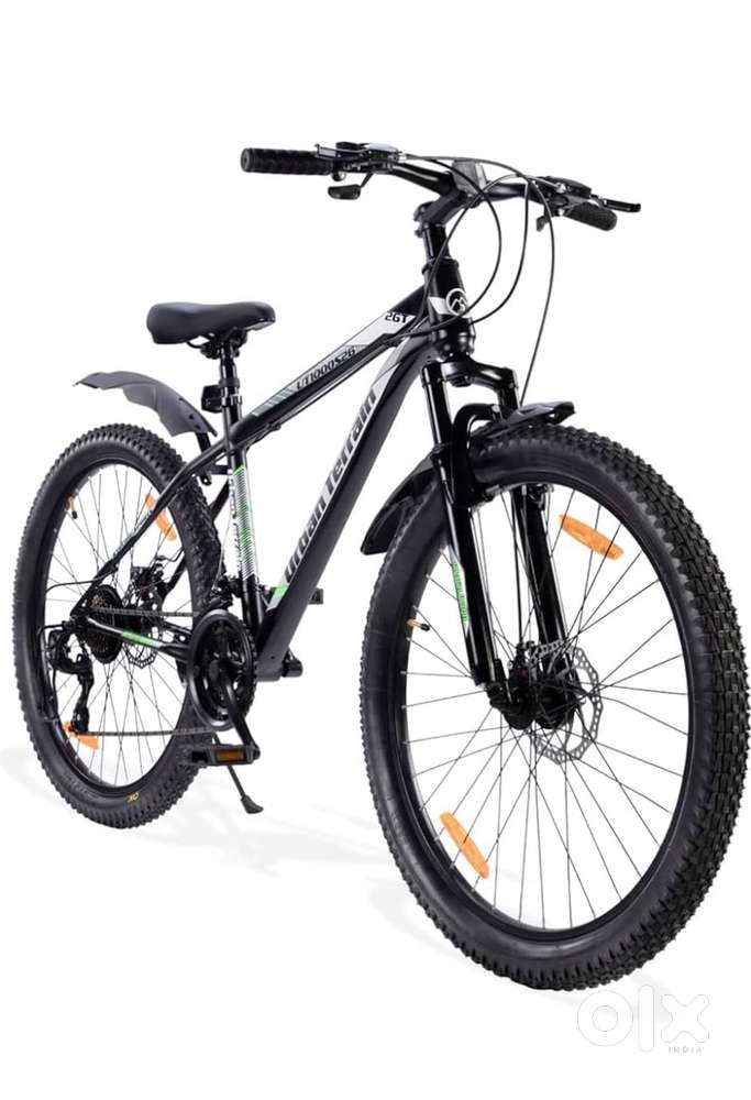 21 speed Shimanu gear black bicycle
