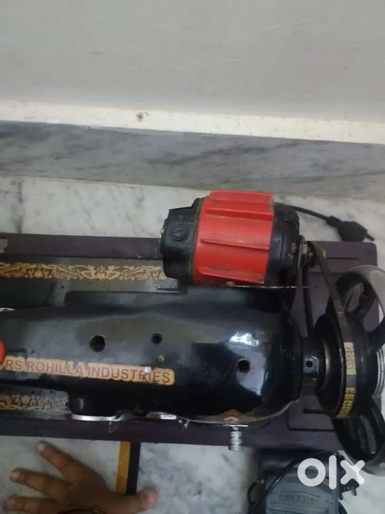 Electric sewing machine