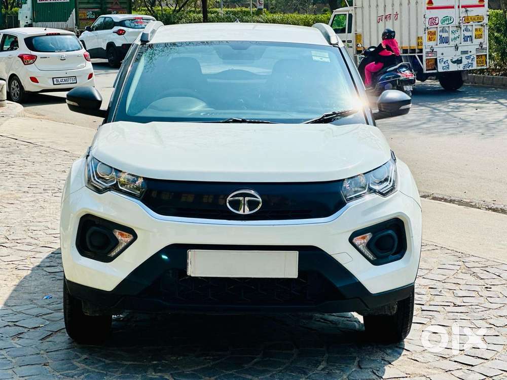 Tata Nexon 1.2 Revotron XM Plus (S), 2020, Petrol
