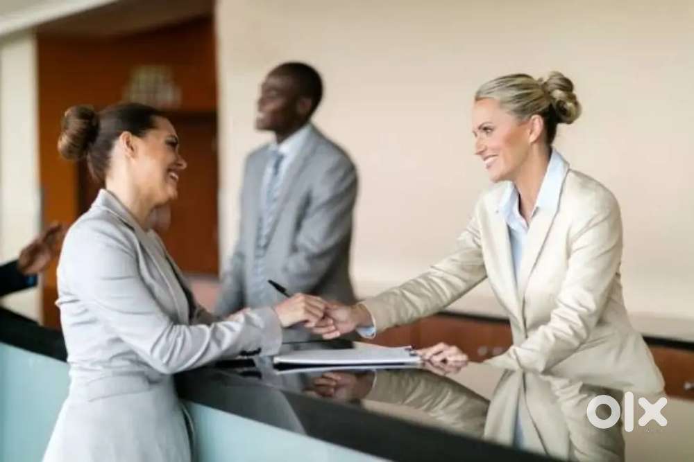 Front Desk Manager (Receptionist in hotel)