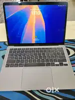 MacBook Air M1 (8/256 GB) (1month old)