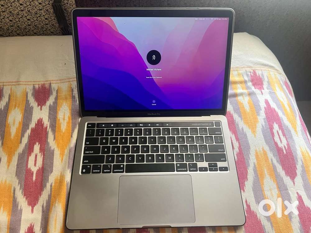 Macbook Pro M1 512 GB 2021 Model Mint Condition