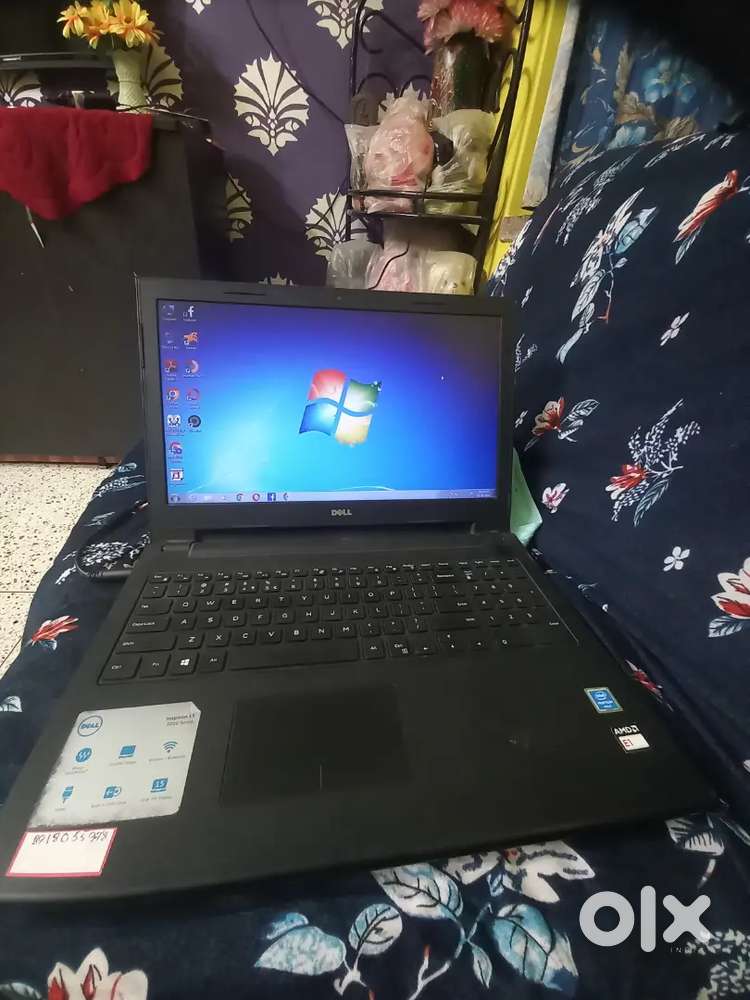 Dell Inspiron 15 laptop 3000 edition
