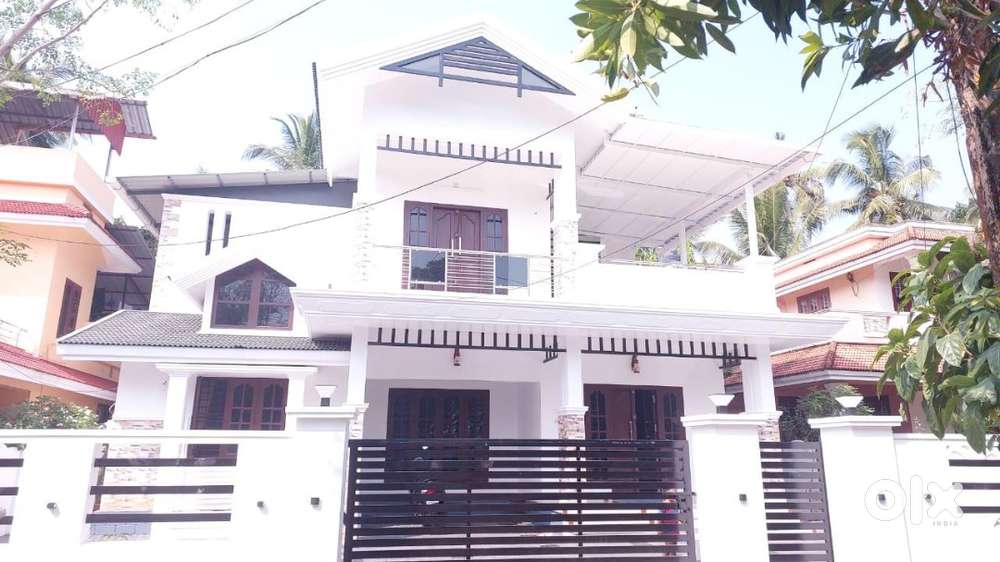 Independent house for sale in Thrissur