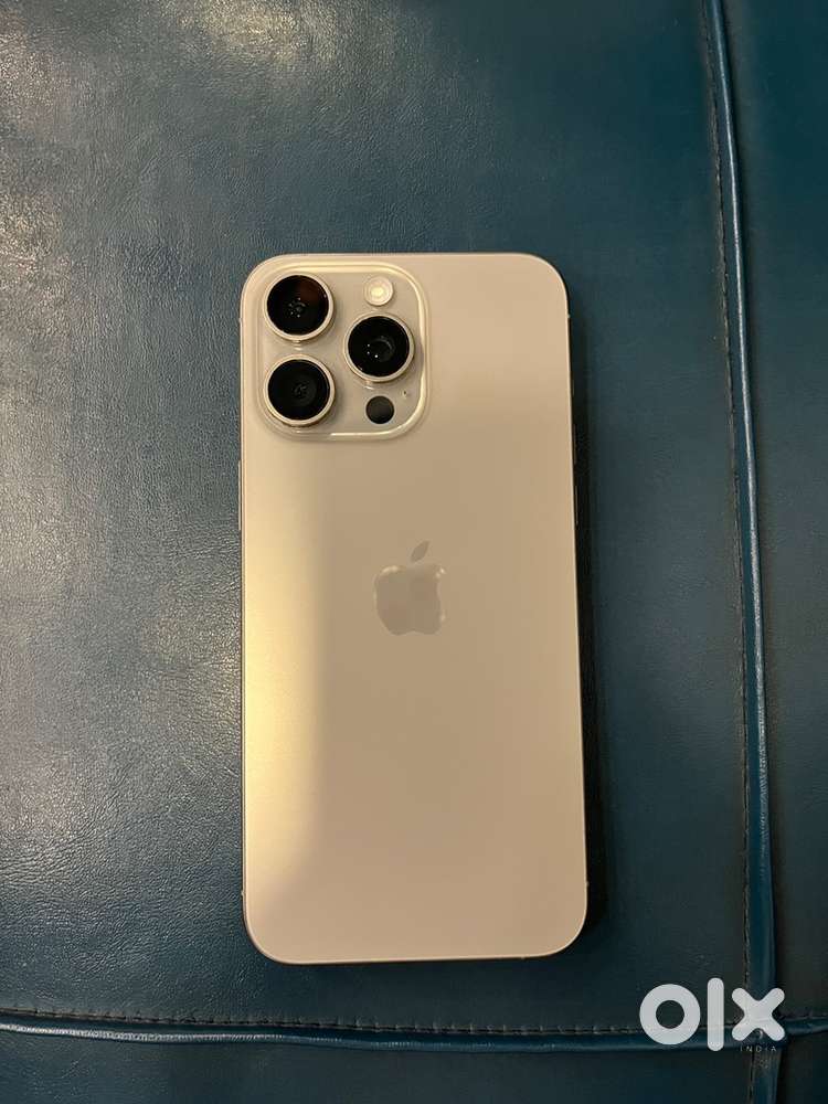 iPhone 15 Pro Max 256GB  Box + Original Cable  Excellent Condition