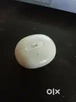 It is a boat ear buds in mint condition