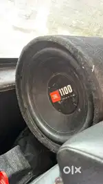 Jbl 1100watt basetube with amph