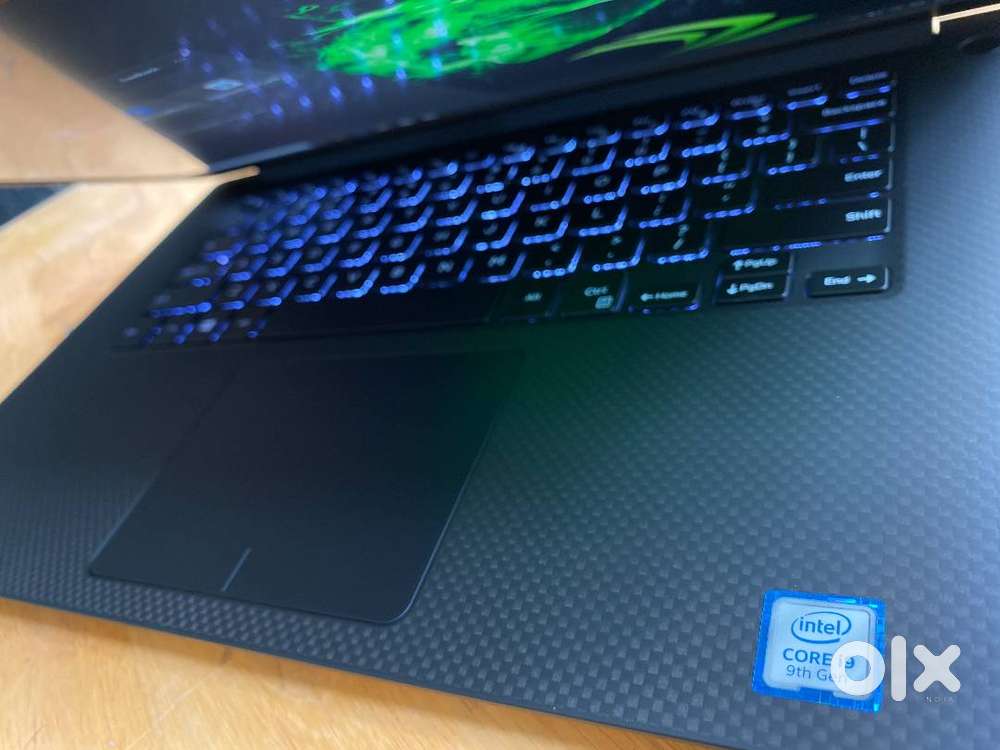 Dell i9 Touchscreen laptop 32GB RAM 4GB Graphics 512GB SSD