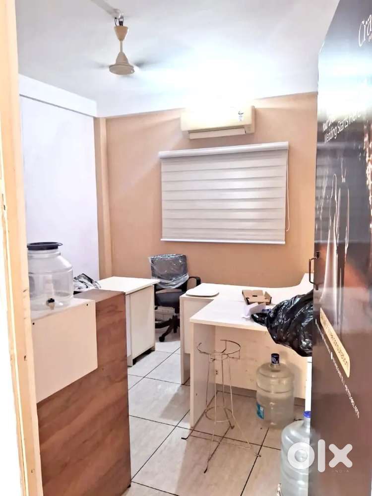 400 sqft/500 sqft furnished ac office Palarivattom edapally metro road