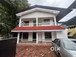 9cents  plot  with 2800 sqft 4 BHK  old house for sale at Palarivattom