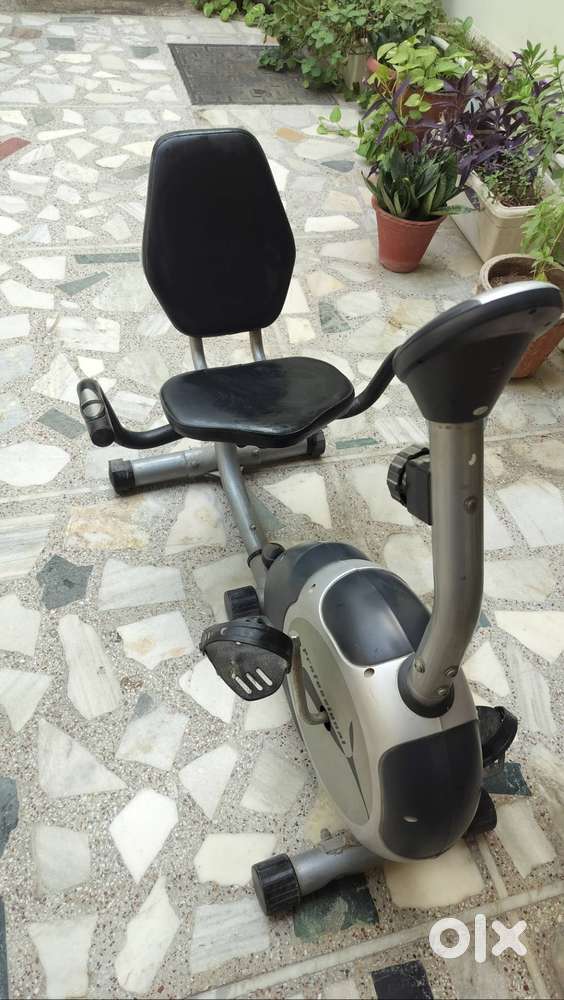 Exercise cycle in excellent condition
