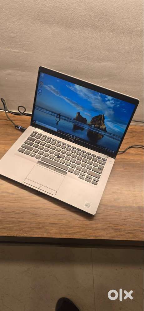 Dell Latitude Core i7 10850H 16GB 512GB  6 Core multi tasking laptop