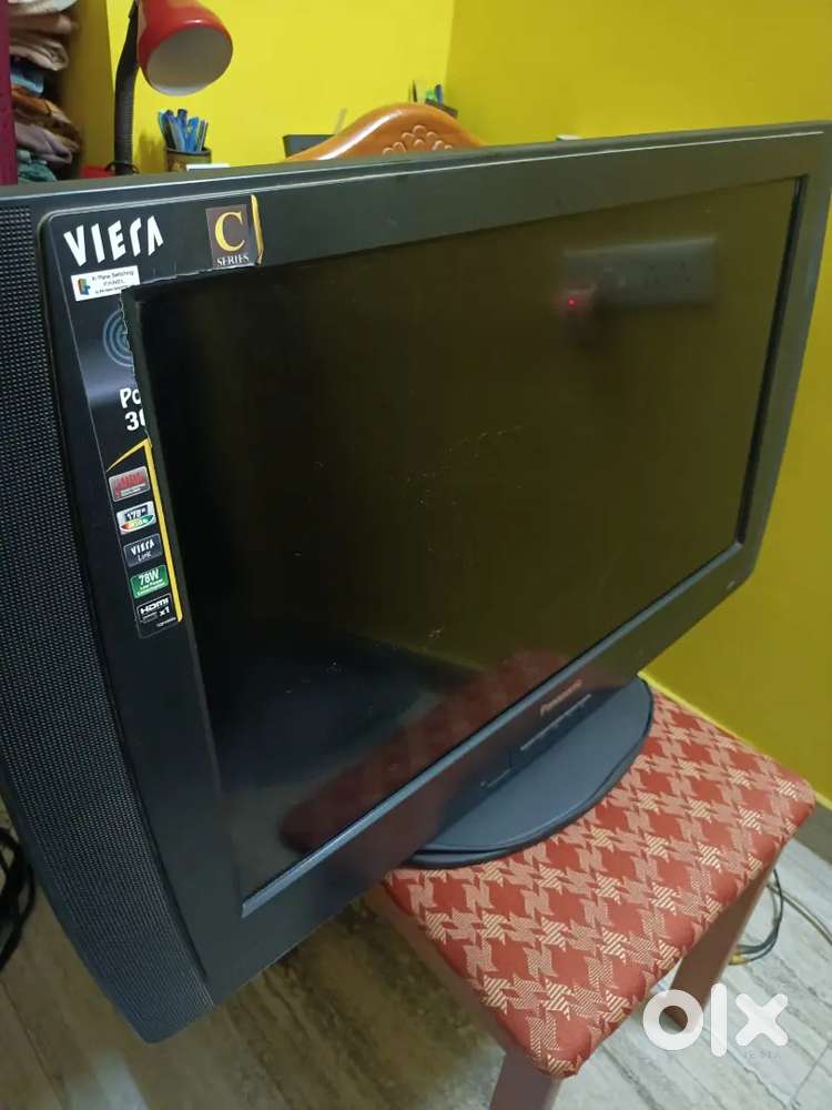 Panasonic 32 inch LED TV
