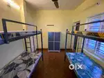 LADIES HOSTEL/BED SPACE/ PG SHARING SPACE  WITH FOOD