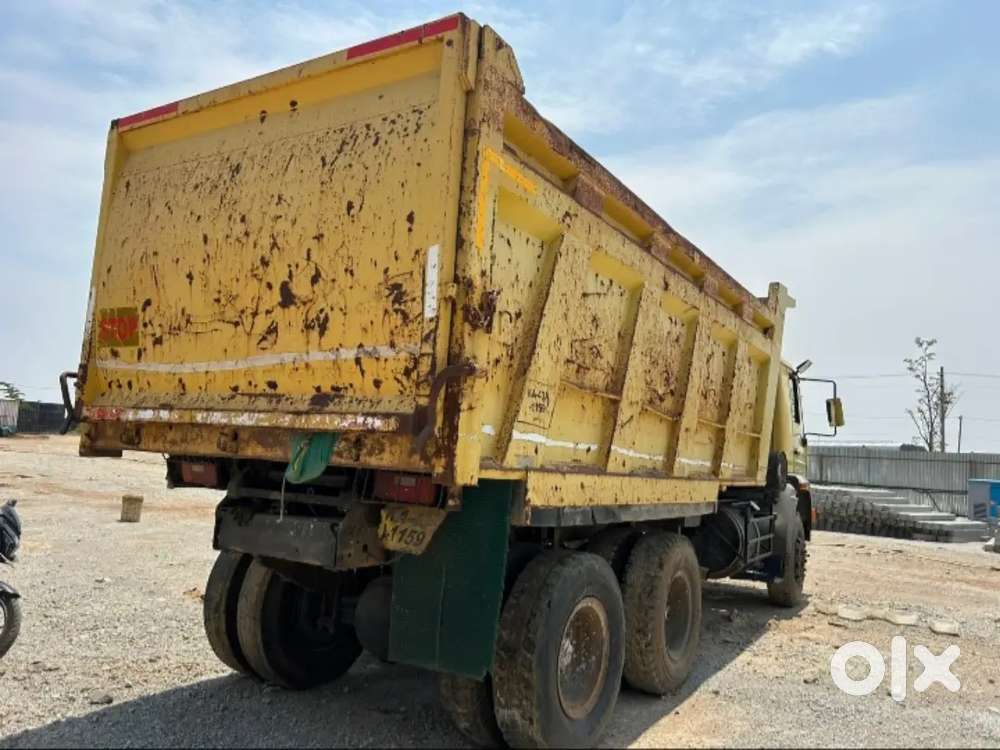 MAN TIPPAR SEEDA KATTA