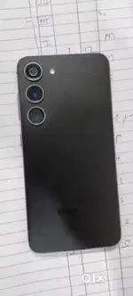 Samsung S23 8/128gb.  Folder niche se thoda sa toota huaa h
