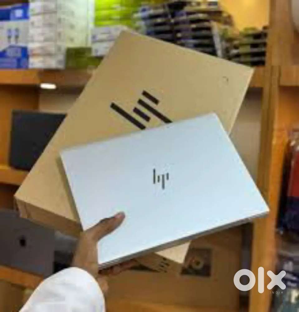 Laptop Cpu i3 i5 i7 Dell hp Lenovo a2z wholes pr call or wtsp