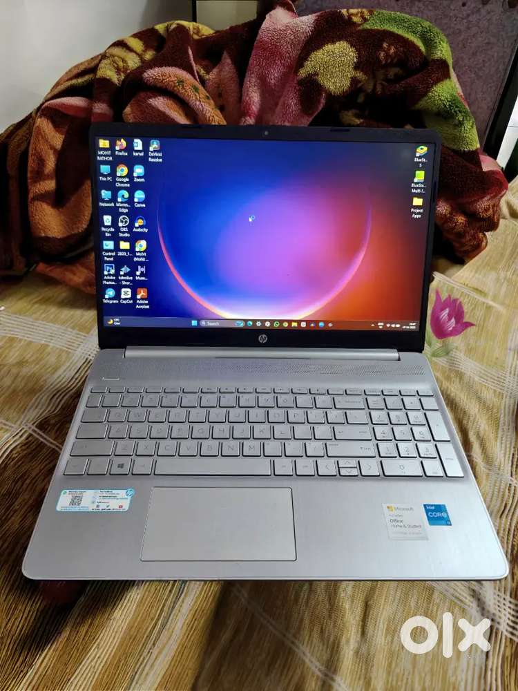 HP 15s FR2006TU  i3 11th Gen  8GB 512GB SSD  Good Condition