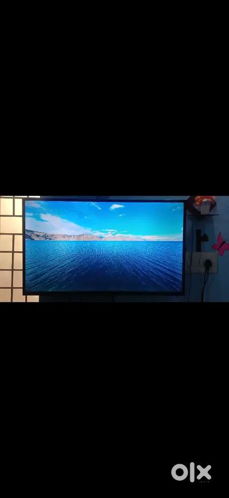 Good condition. vu tv 40