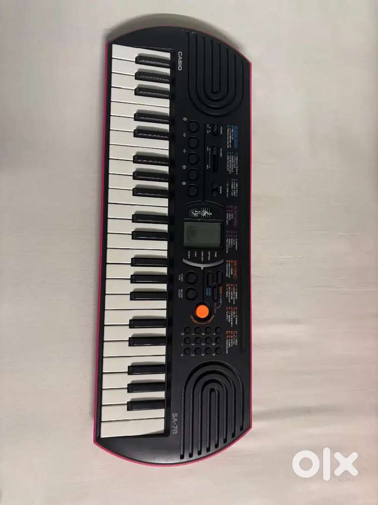 CasioSA78 Negotiable Don't have adapter and has black dot on display